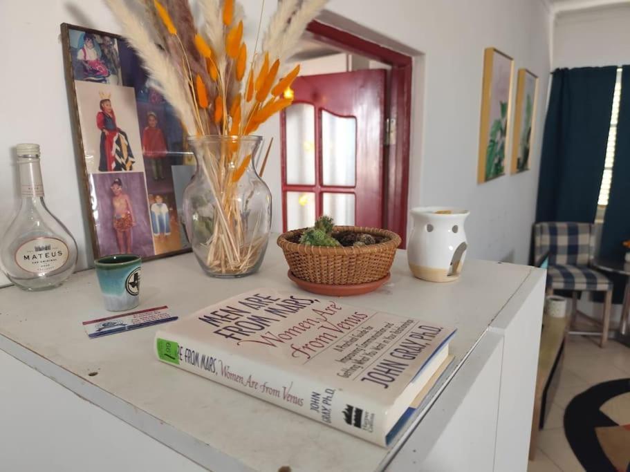Mendes Family Homestay - B&B In The Heart Of ปรายา ภายนอก รูปภาพ